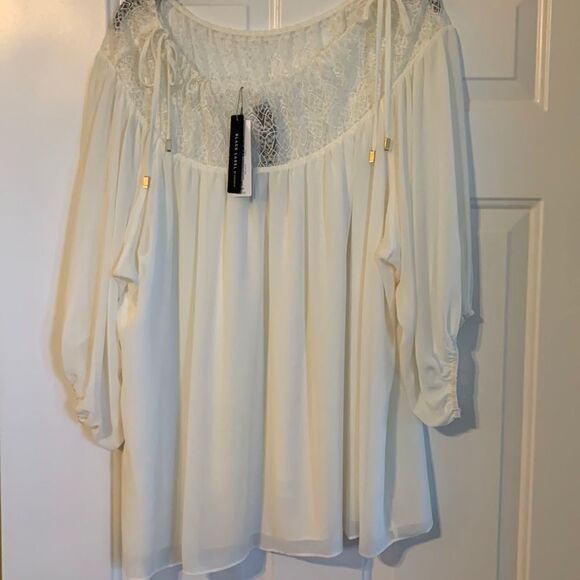 Chico’s size 3 blouse with lace detail & cinching available for smaller neck - Picture 1 of 11